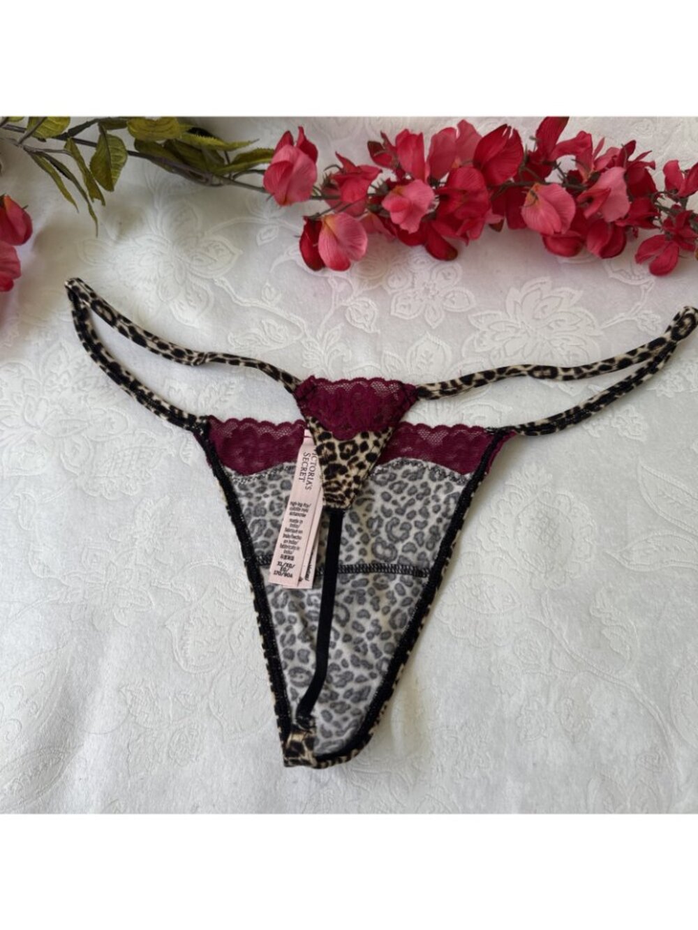 VICTORIA'S SECRET XL ANIMAL PRINT PURPLE TRIM ITSY V STRING THONG PANTIES NWT - Picture 4 of 9